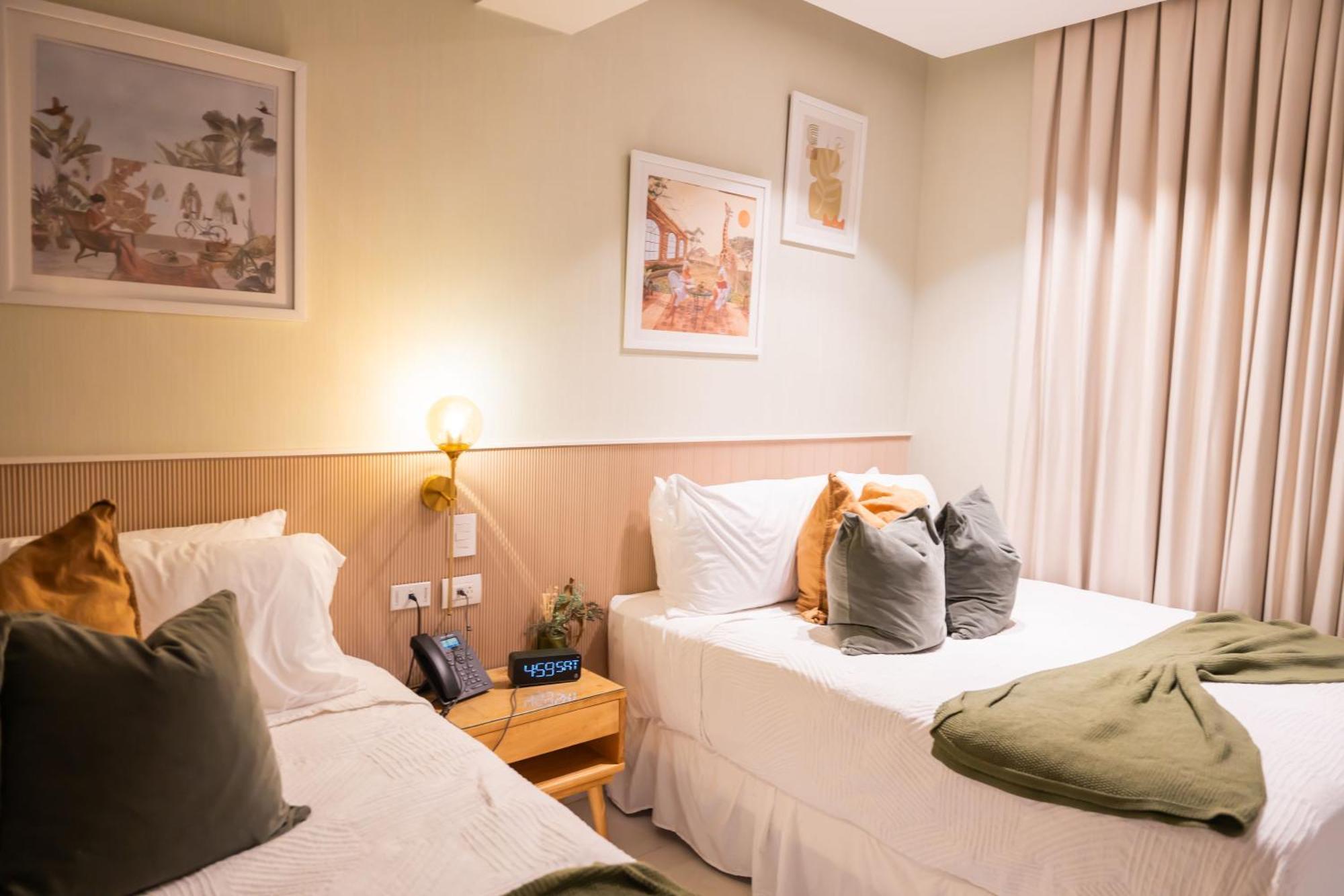 Hotel Stay Here Suites Santo Domingo Bagian luar foto