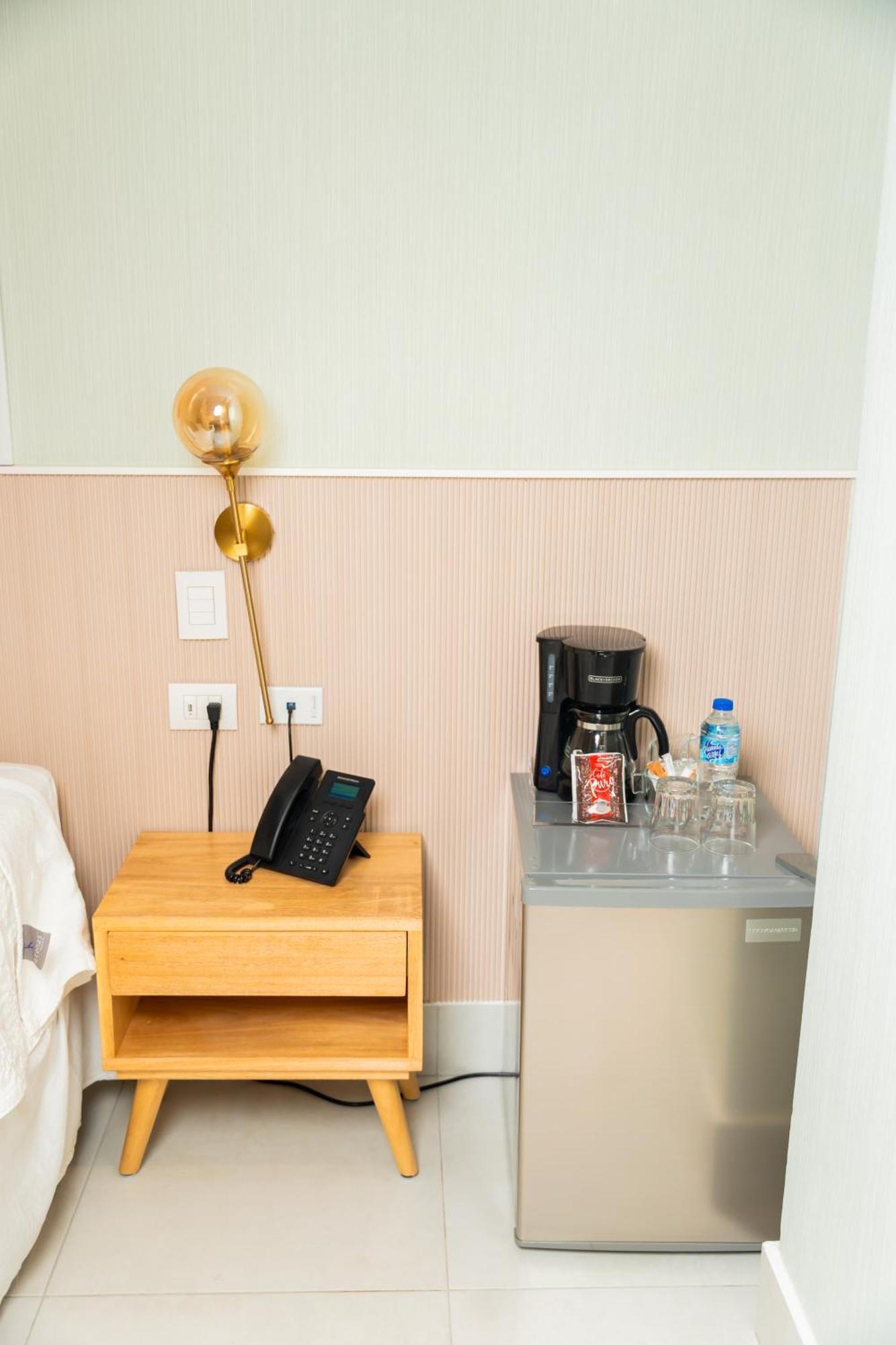 Hotel Stay Here Suites Santo Domingo Bagian luar foto