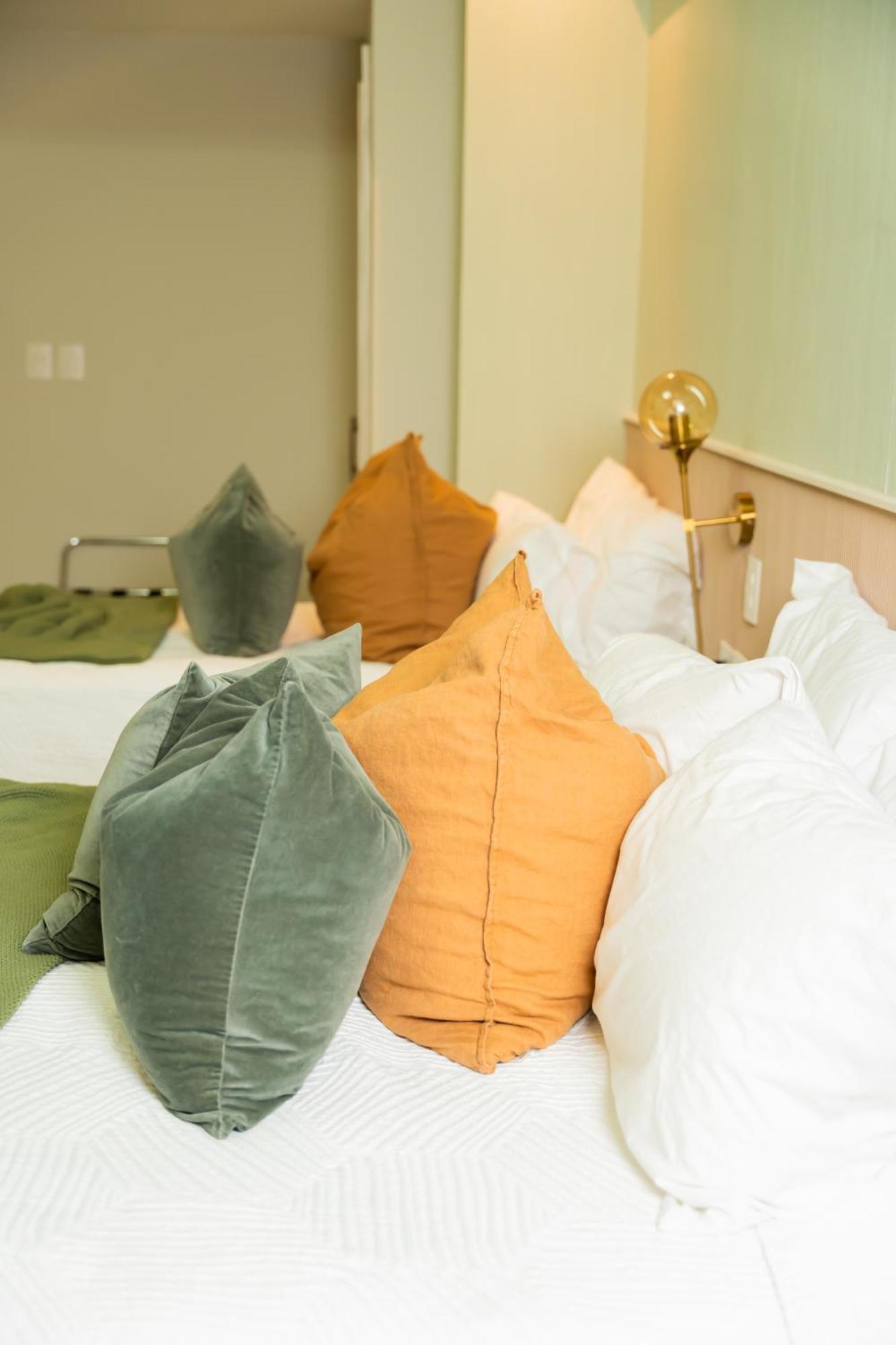 Hotel Stay Here Suites Santo Domingo Bagian luar foto