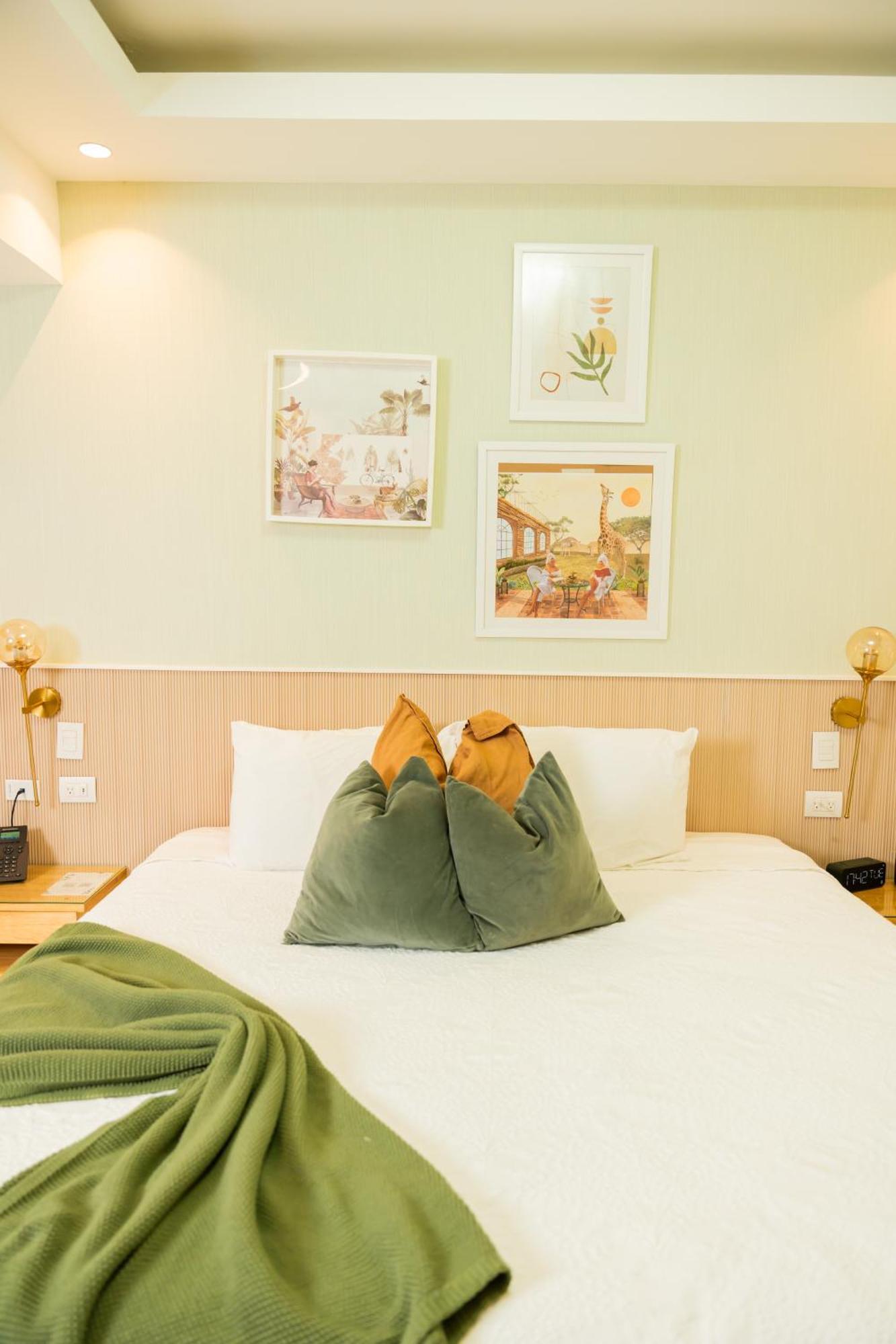 Hotel Stay Here Suites Santo Domingo Bagian luar foto